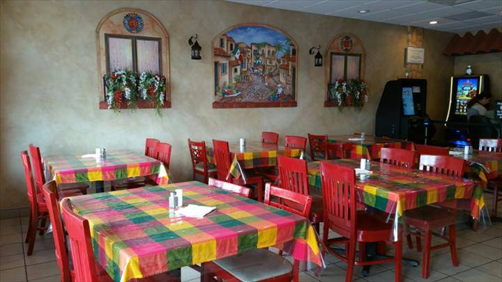 The Patroons Mexican Restaurant | restaurant | 4005 Kane Ave, McHenry, IL 60051, USA | 8153222426 OR +1 815-322-2426