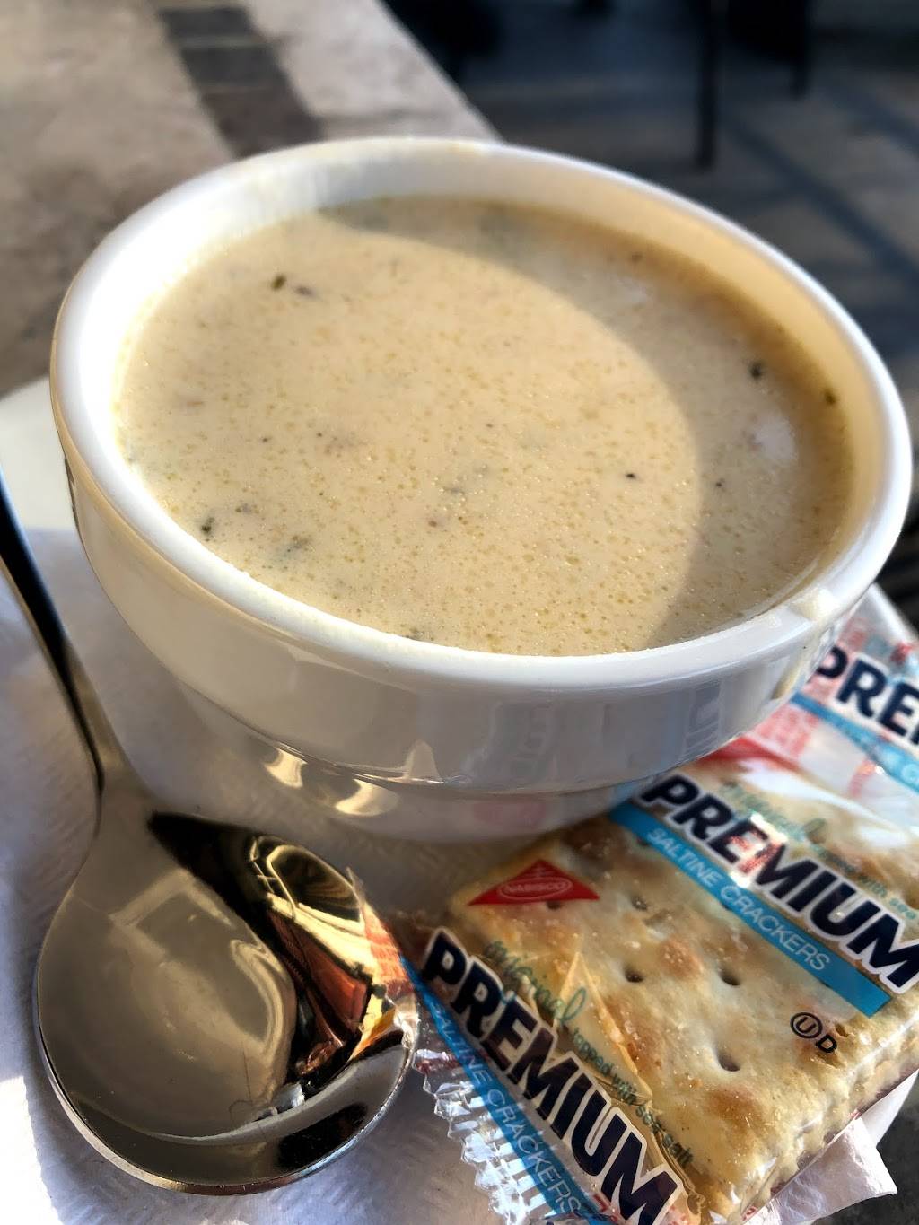 Chestnut Grill & Sidewalk Cafe | cafe | 8229 Germantown Ave, Philadelphia, PA 19118, USA | 2152477570 OR +1 215-247-7570