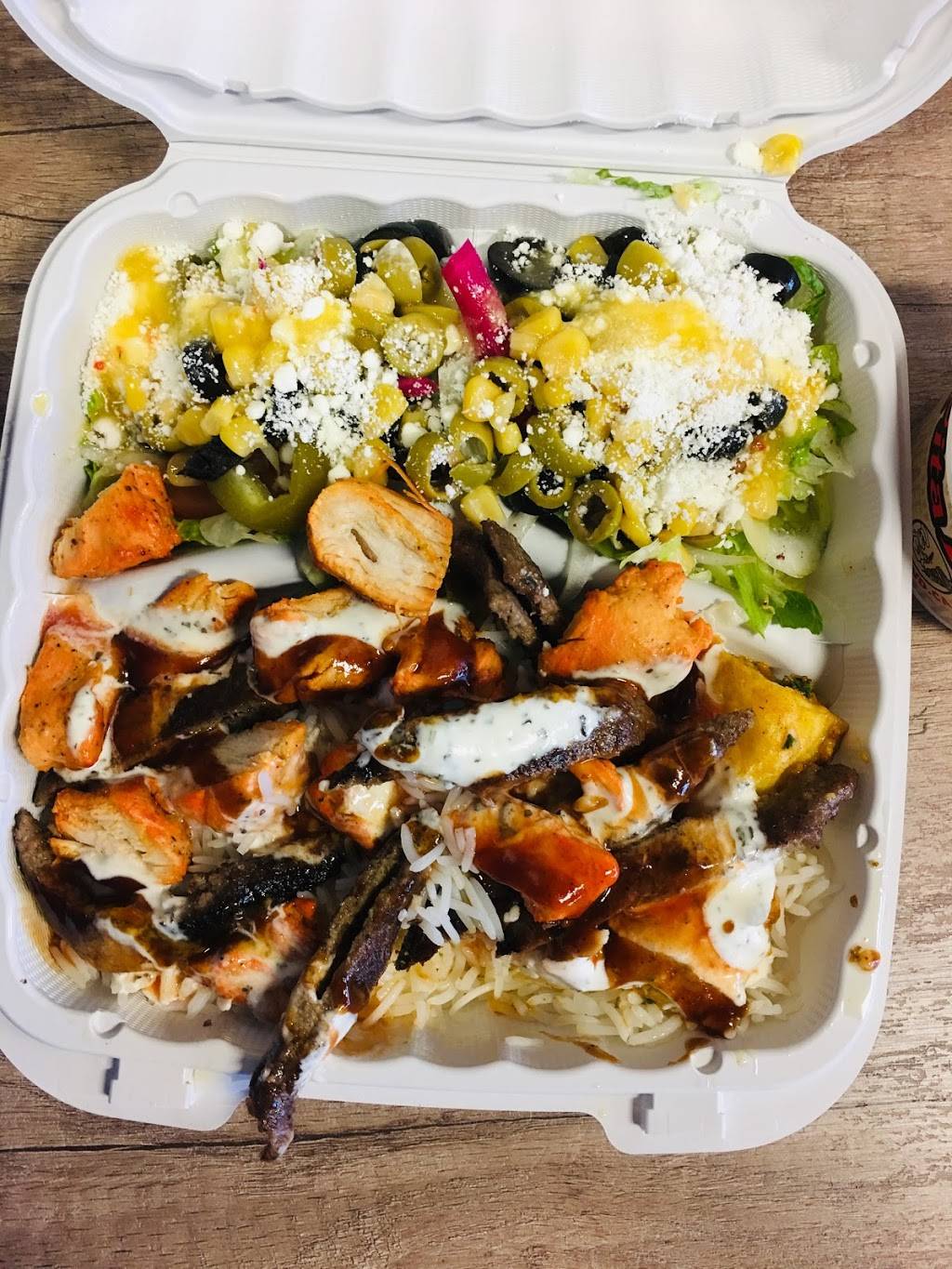 Pita Land Maple | restaurant | 9781 Jane St, Maple, ON L6A 3N9, Canada | 9055531252 OR +1 905-553-1252