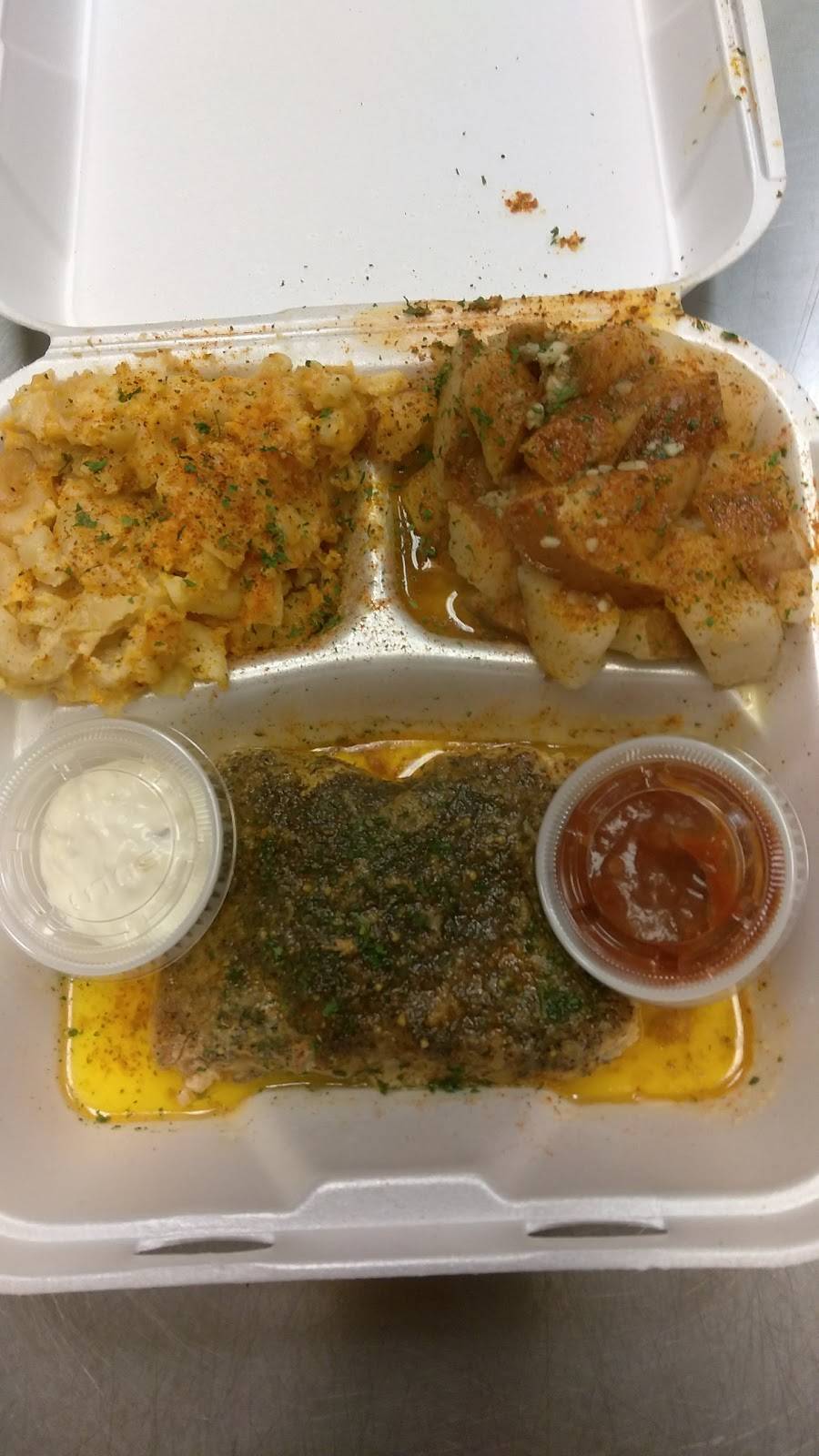 Uncles Seafood | restaurant | 1915 W Hunting Park Ave, Philadelphia, PA 19140, USA | 2152296299 OR +1 215-229-6299