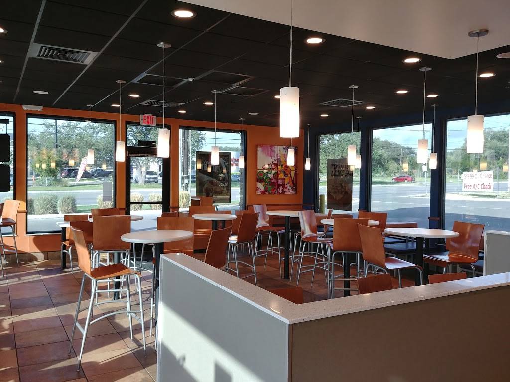 Taco Bell | meal takeaway | 11215 Culebra Rd, San Antonio, TX 78254, USA | 2106889933 OR +1 210-688-9933