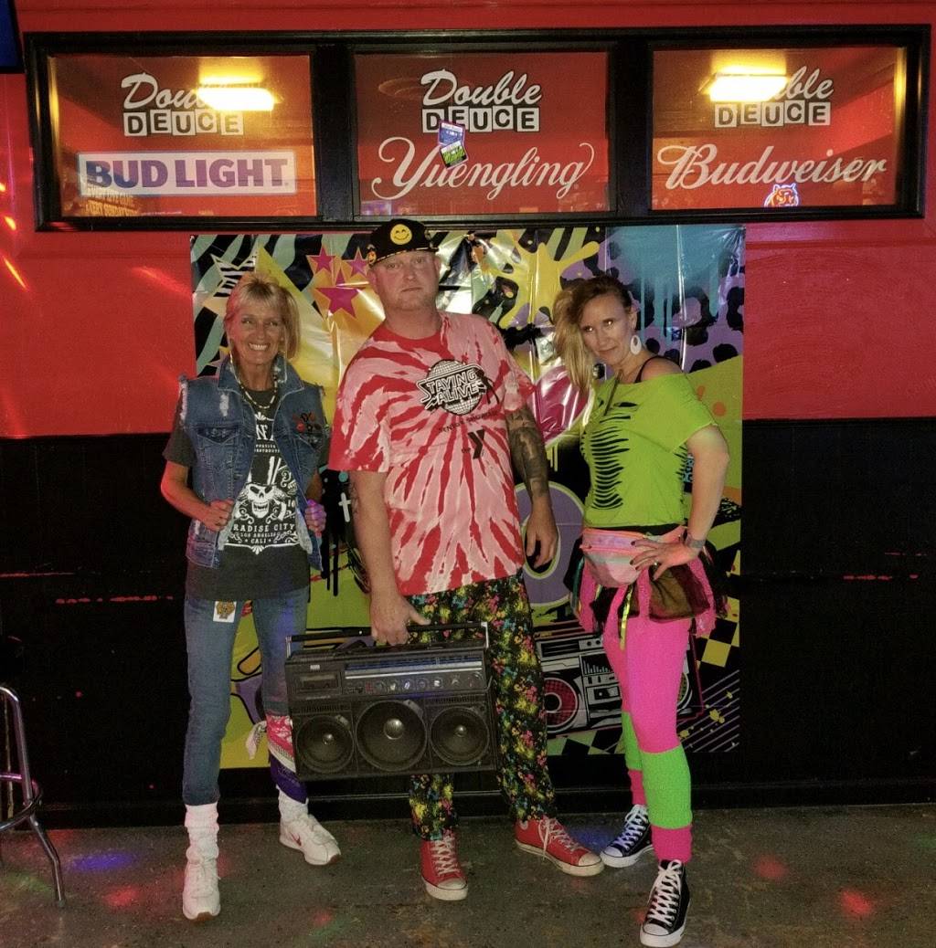 Double Deuce Tavern and Family Pizzeria | restaurant | 5186 Brandt Pike, Huber Heights, OH 45424, USA | 9372209624 OR +1 937-220-9624