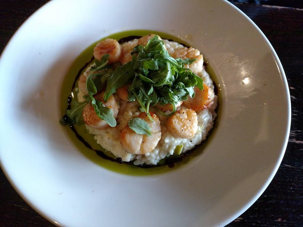 Houlihans | restaurant | 645 US-46, Fairfield, NJ 07004, USA | 9738081300 OR +1 973-808-1300