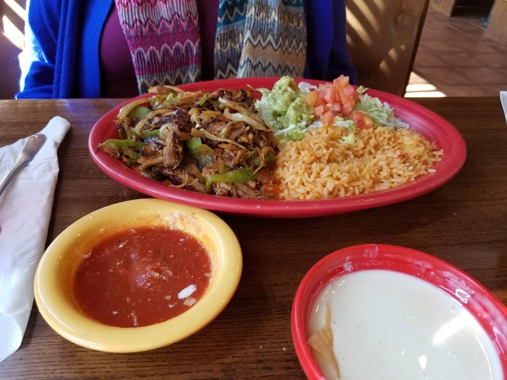 Senor Tequila | restaurant | 6502 N Oak Trafficway, Kansas City, MO 64118, USA | 8164200640 OR +1 816-420-0640