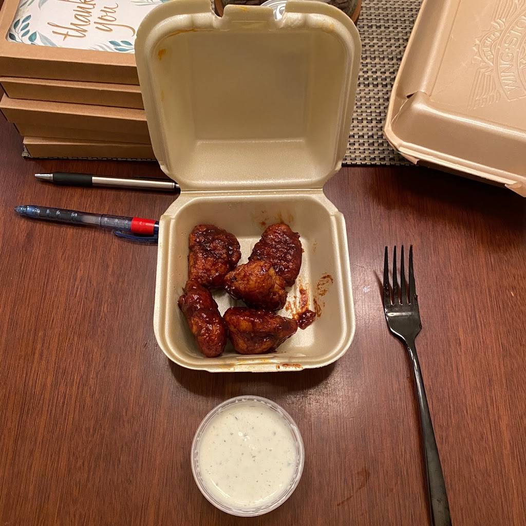 Wingstop | restaurant | 1925B W Brandon Blvd, Brandon, FL 33511, USA | 8134999464 OR +1 813-499-9464