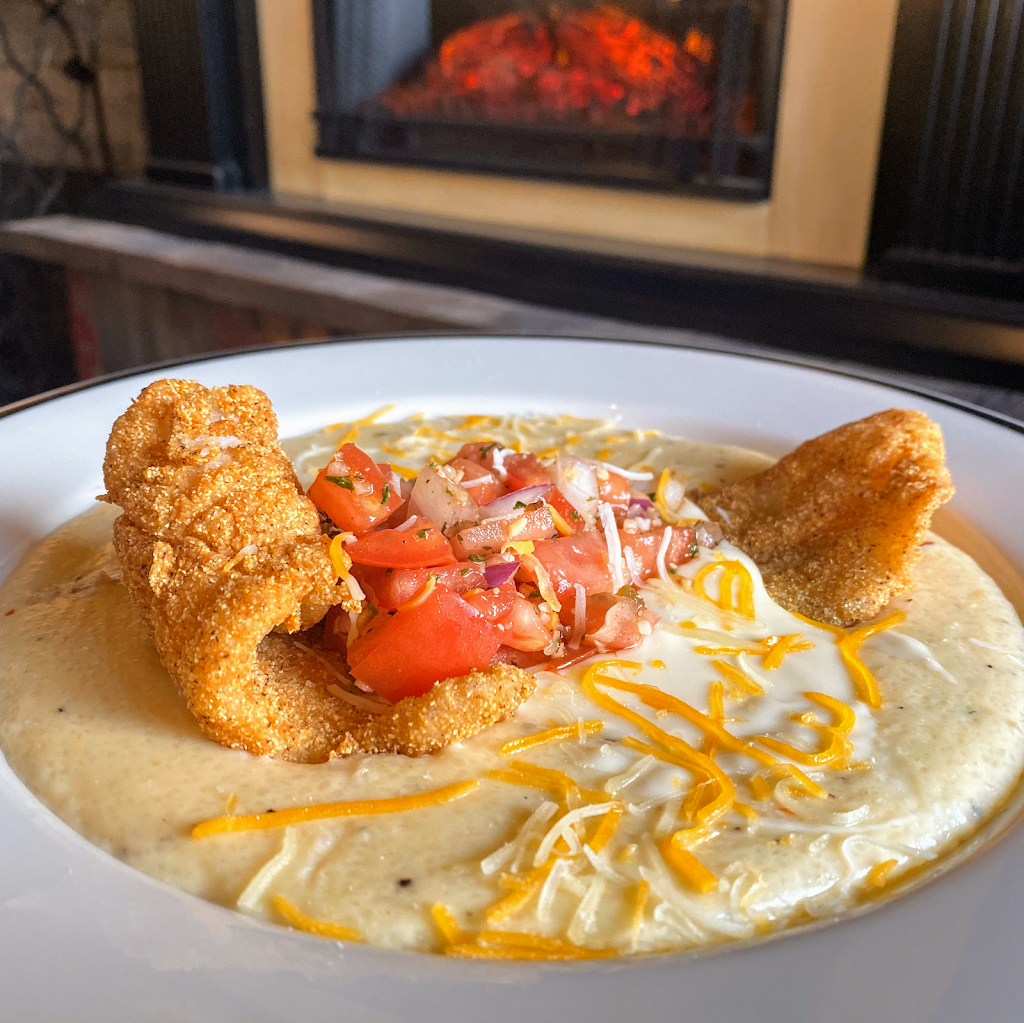 Billygoats Grub & Pub | restaurant | 110 E Warren St, Bunker Hill, IL 62014, USA | 6185854628 OR +1 618-585-4628