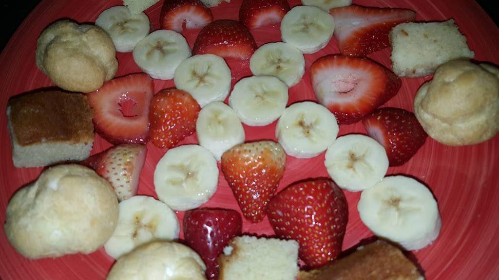 Colorado Fondue Company | restaurant | 1016 Semoran Blvd, Casselberry, FL 32707, USA | 4077678232 OR +1 407-767-8232