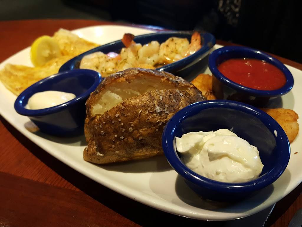 Red Lobster | restaurant | 1477 Greenville Ave, Staunton, VA 24401, USA | 5408877582 OR +1 540-887-7582