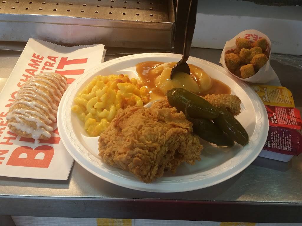 Churchs Chicken | restaurant | 10017 S Texas 6, Sugar Land, TX 77478, USA | 2815642456 OR +1 281-564-2456