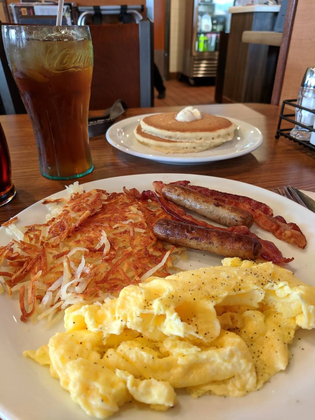 Dennys | restaurant | 21195 N John Wayne Pkwy, Maricopa, AZ 85139, USA | 5208584484 OR +1 520-858-4484