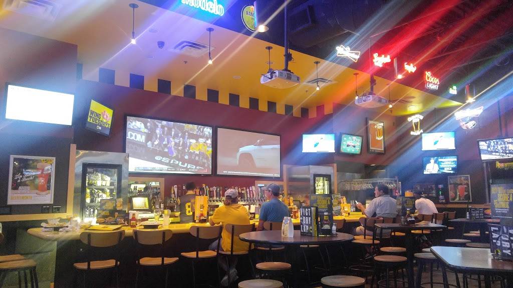 Buffalo Wild Wings | meal takeaway | 320 Spring Creek Dr, Franklin, TN 37067, USA | 6157717724 OR +1 615-771-7724