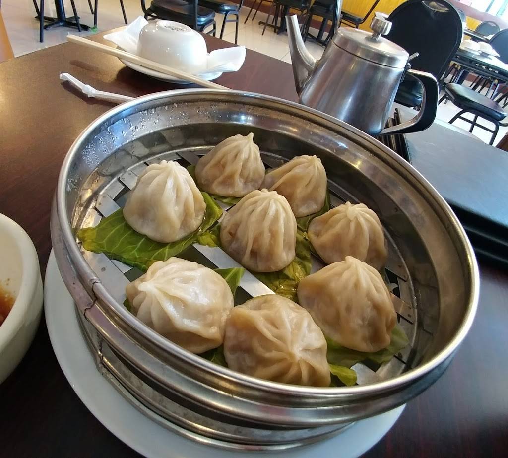 Dinghao Shanghai Bistro | restaurant | 2711 S Alma School Rd #2, Mesa, AZ 85210, USA | 4808979458 OR +1 480-897-9458