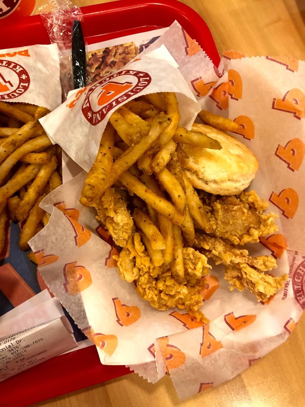 Popeyes Louisiana Kitchen | restaurant | 10923 W Colonial Dr, Ocoee, FL 34761, USA | 4077987570 OR +1 407-798-7570