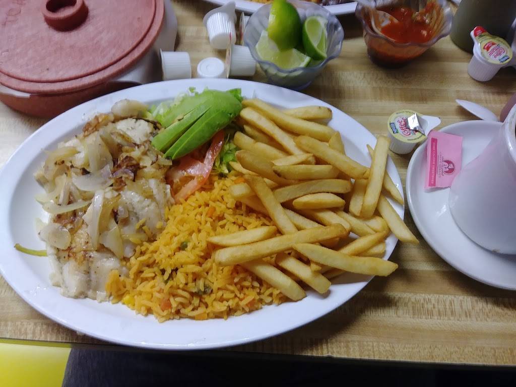 Coyotes Restaurant | restaurant | 1451 W 18th St, Chicago, IL 60608, USA | 3122438550 OR +1 312-243-8550