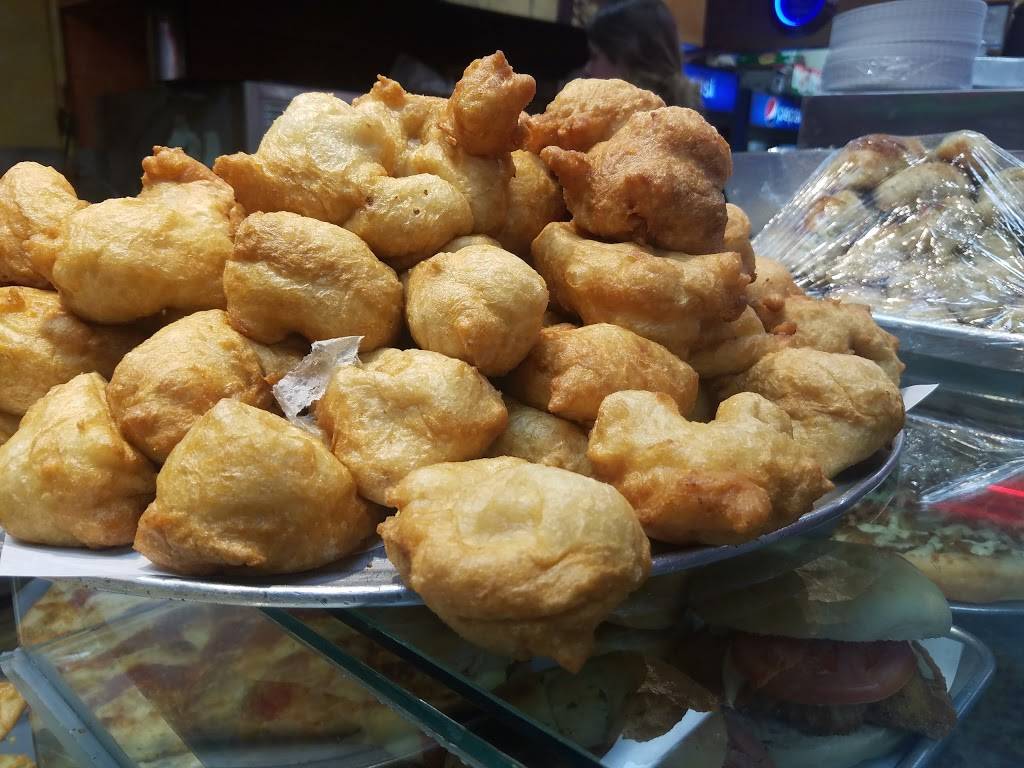 Villa Pizzare | restaurant | 406 S Service Rd, Patchogue, NY 11772, USA | 6314753205 OR +1 631-475-3205