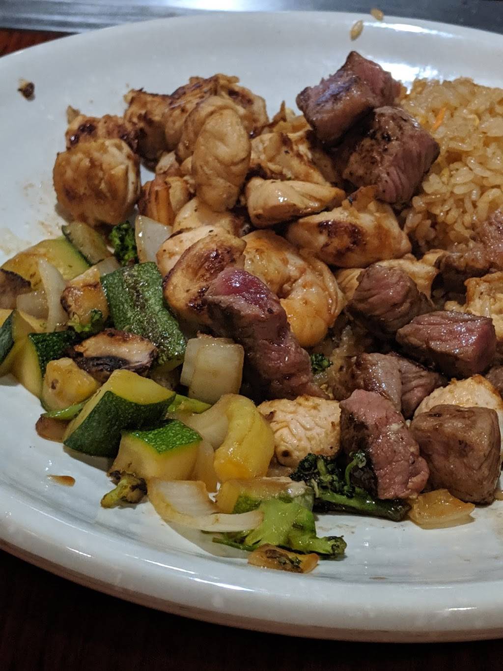 Ukai Hibachi Grill & Sushi Bar Woodlake | restaurant | 2314 Woodlake Dr, Okemos, MI 48864, USA | 5179408400 OR +1 517-940-8400