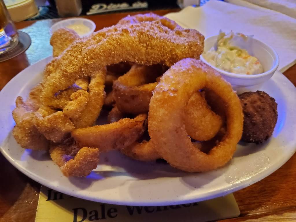 The Old Dusty Dog | restaurant | 902 Broadway St, Paducah, KY 42001, USA | 2704426637 OR +1 270-442-6637