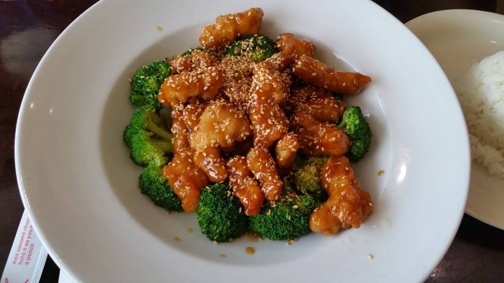 Saigon Cafe | restaurant | 1030 Old Peachtree Rd NW #203, Lawrenceville, GA 30043, USA | 7704152784 OR +1 770-415-2784