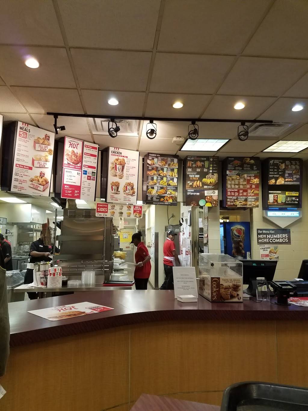 Taco Bell | meal takeaway | 6030 Enterprise Pkwy, Solon, OH 44139, USA | 4405193803 OR +1 440-519-3803