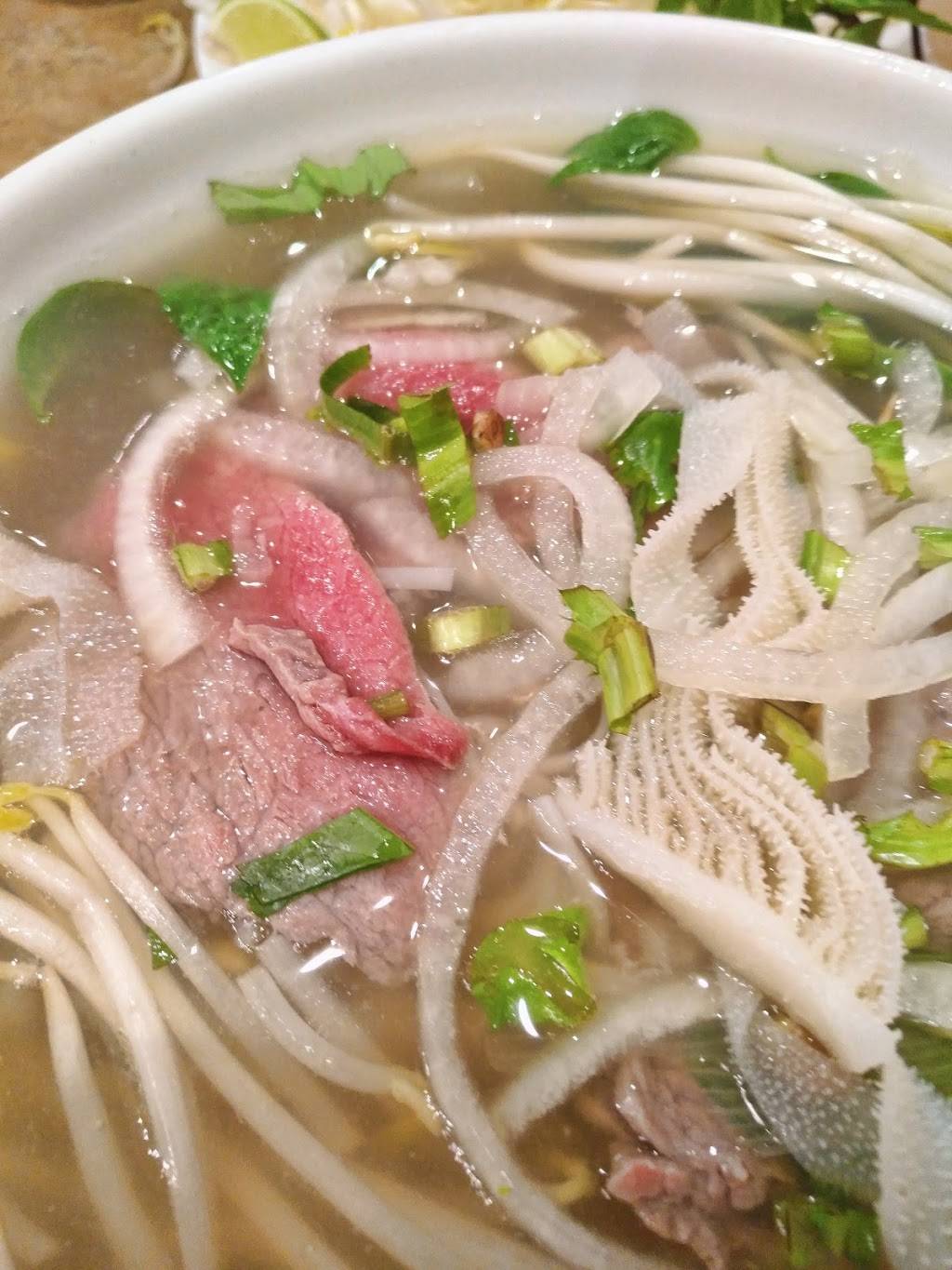 Jasmine Garden Restaurant Pho Vuon Lai | restaurant | 250 Alton Towers Cir, Scarborough, ON M1V 5P5, Canada | 6473515533 OR +1 647-351-5533