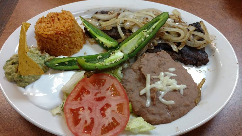 Amigas Restaurant | restaurant | 2109 S Bloomingdale Rd, Glendale Heights, IL 60139, USA | 8472787488 OR +1 847-278-7488