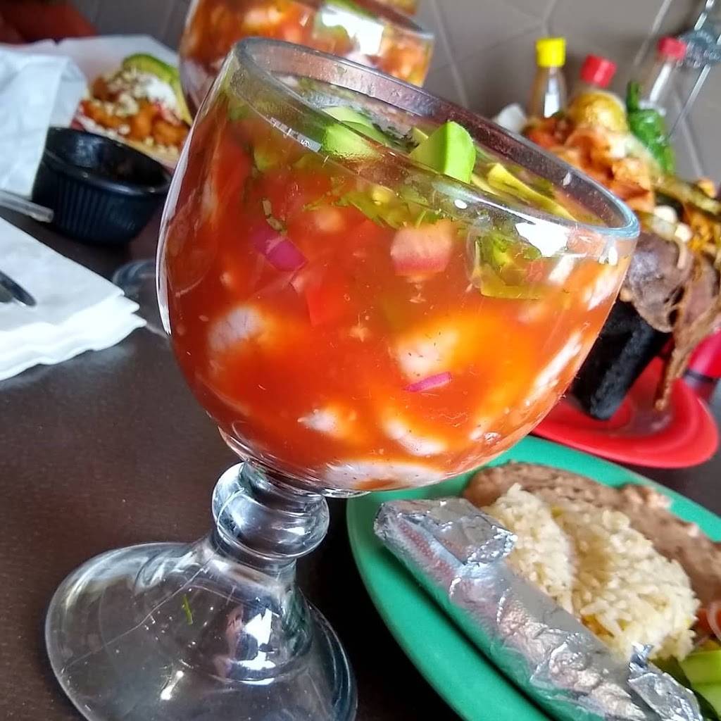 Puerto Vallarta Seafood | restaurant | 920 Lacey Blvd, Hanford, CA 93230, USA | 5595851483 OR +1 559-585-1483