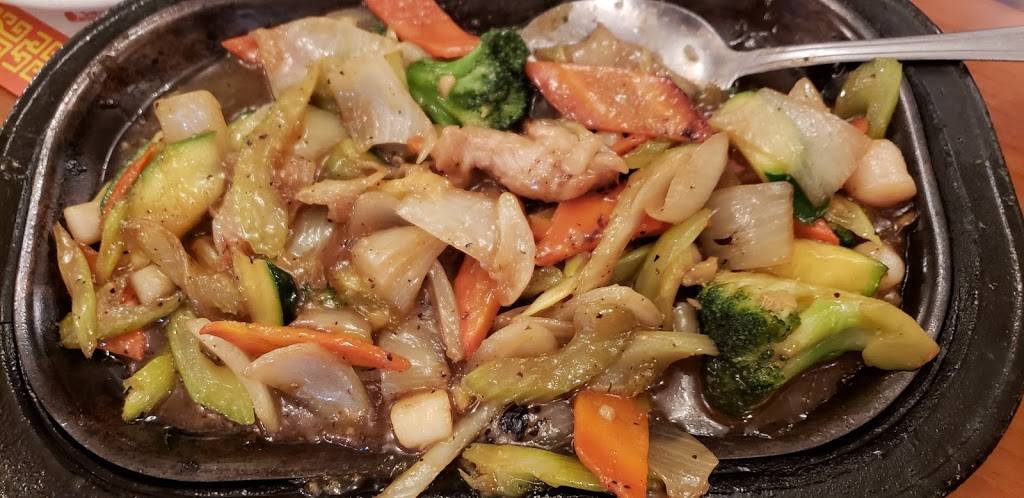 Jade Garden | restaurant | 3050 W Shaw Ave #104, Fresno, CA 93711, USA | 5592262337 OR +1 559-226-2337