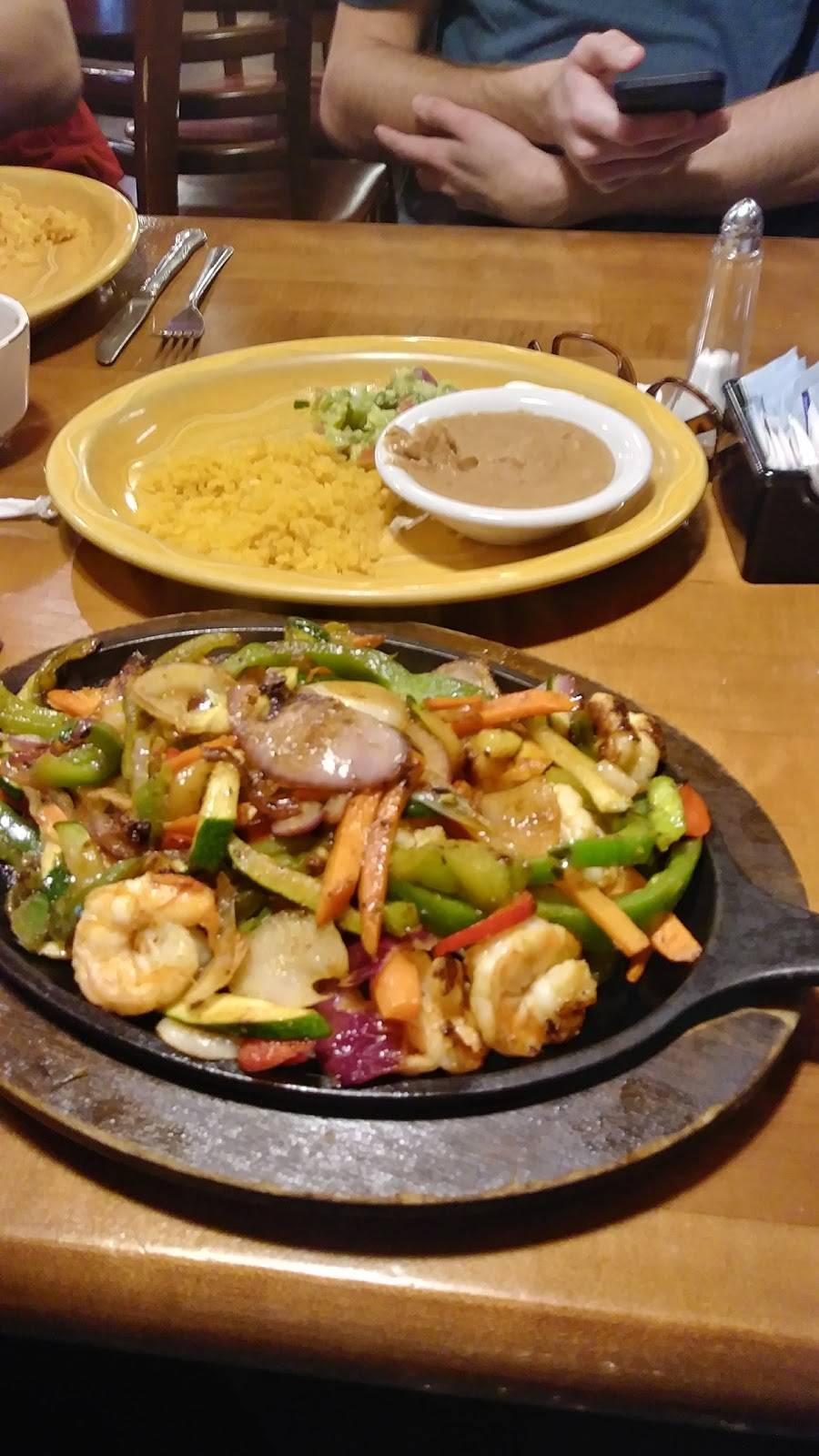 Nenas Mexican Cuisine | restaurant | 232 Jibboom St, Sacramento, CA 95811, USA | 9163219543 OR +1 916-321-9543