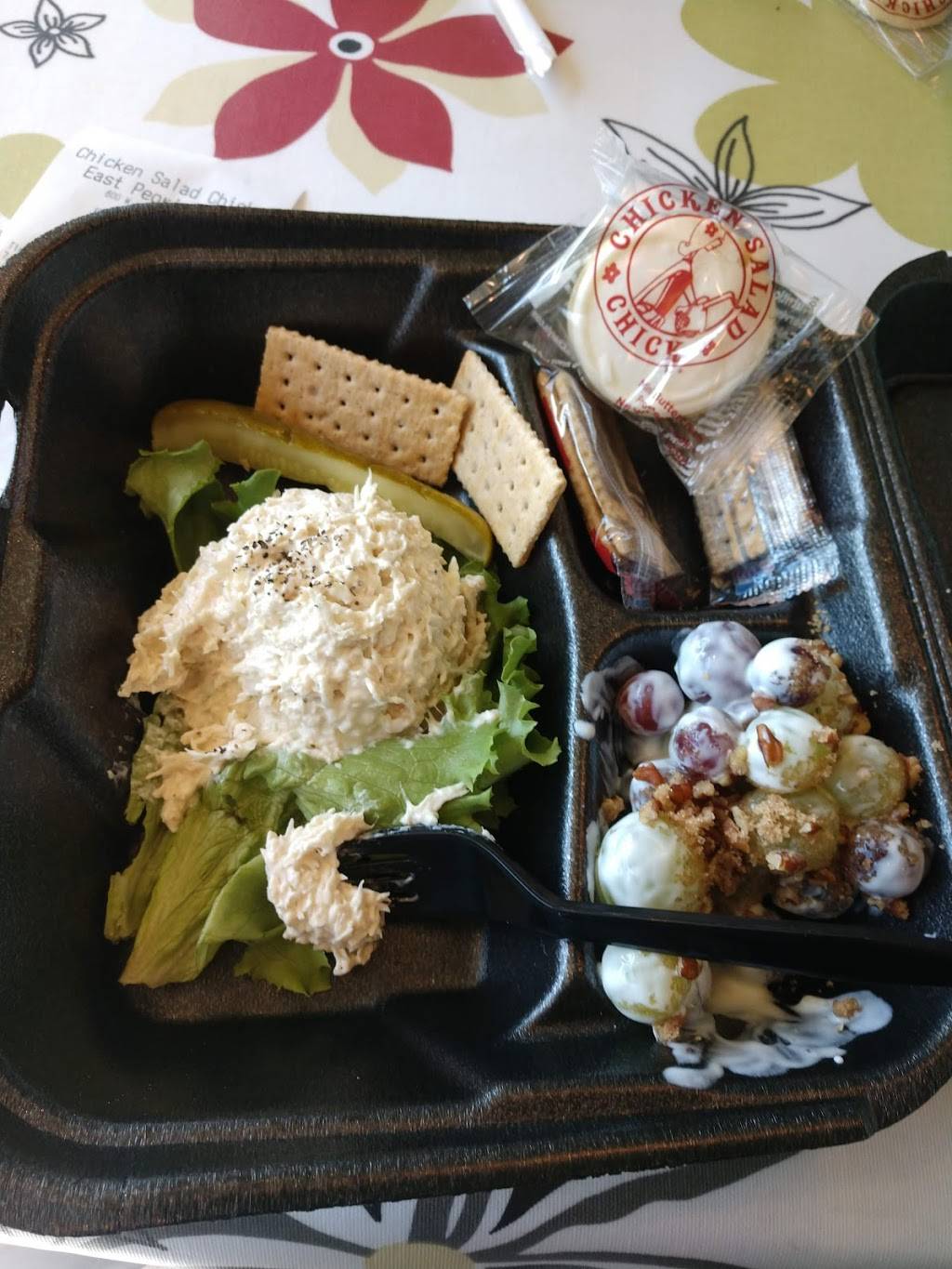 Chicken Salad Chick | restaurant | 412 West Washington Street Suite 4055, East Peoria, IL 61611, USA | 3093163415 OR +1 309-316-3415