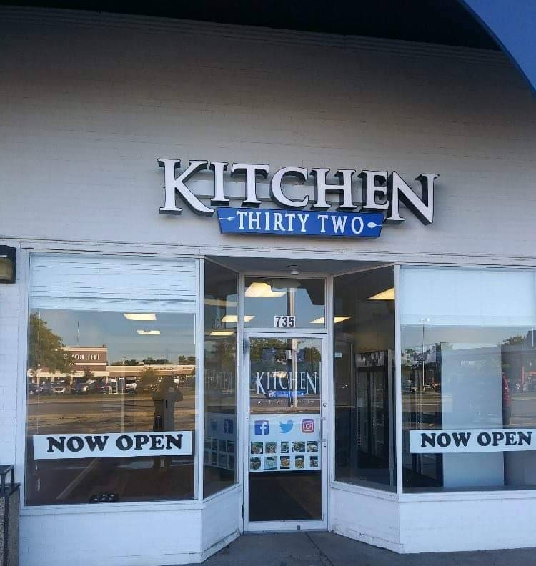 Kitchen 32 | restaurant | 735 Delaware Rd, Buffalo, NY 14223, USA | 7167838478 OR +1 716-783-8478