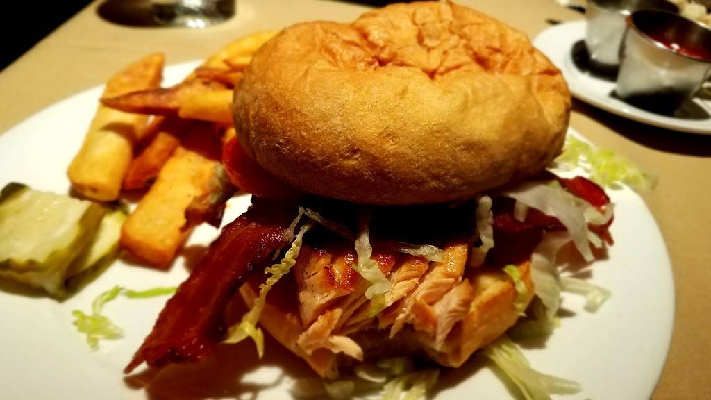 Cabin Club | restaurant | 30651 Detroit Rd, Westlake, OH 44145, USA | 4408997111 OR +1 440-899-7111