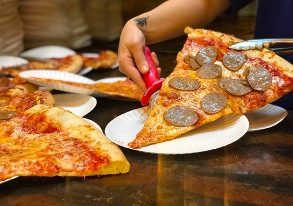 Benny Delucas | meal delivery | 913 W Main St, Charlottesville, VA 22903, USA | 4342454007 OR +1 434-245-4007