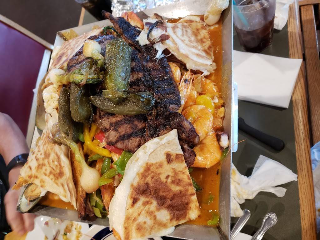 El Rancho Restaurant | restaurant | 1450 Monument Blvd, Concord, CA 94520, USA | 9256855582 OR +1 925-685-5582