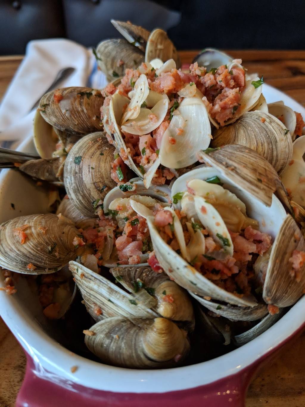 Cervéjaria | restaurant | 540 Rue DAvaugour Suite 1600, Boucherville, QC J4B 0G6, Canada | 4509063444 OR +1 450-906-3444