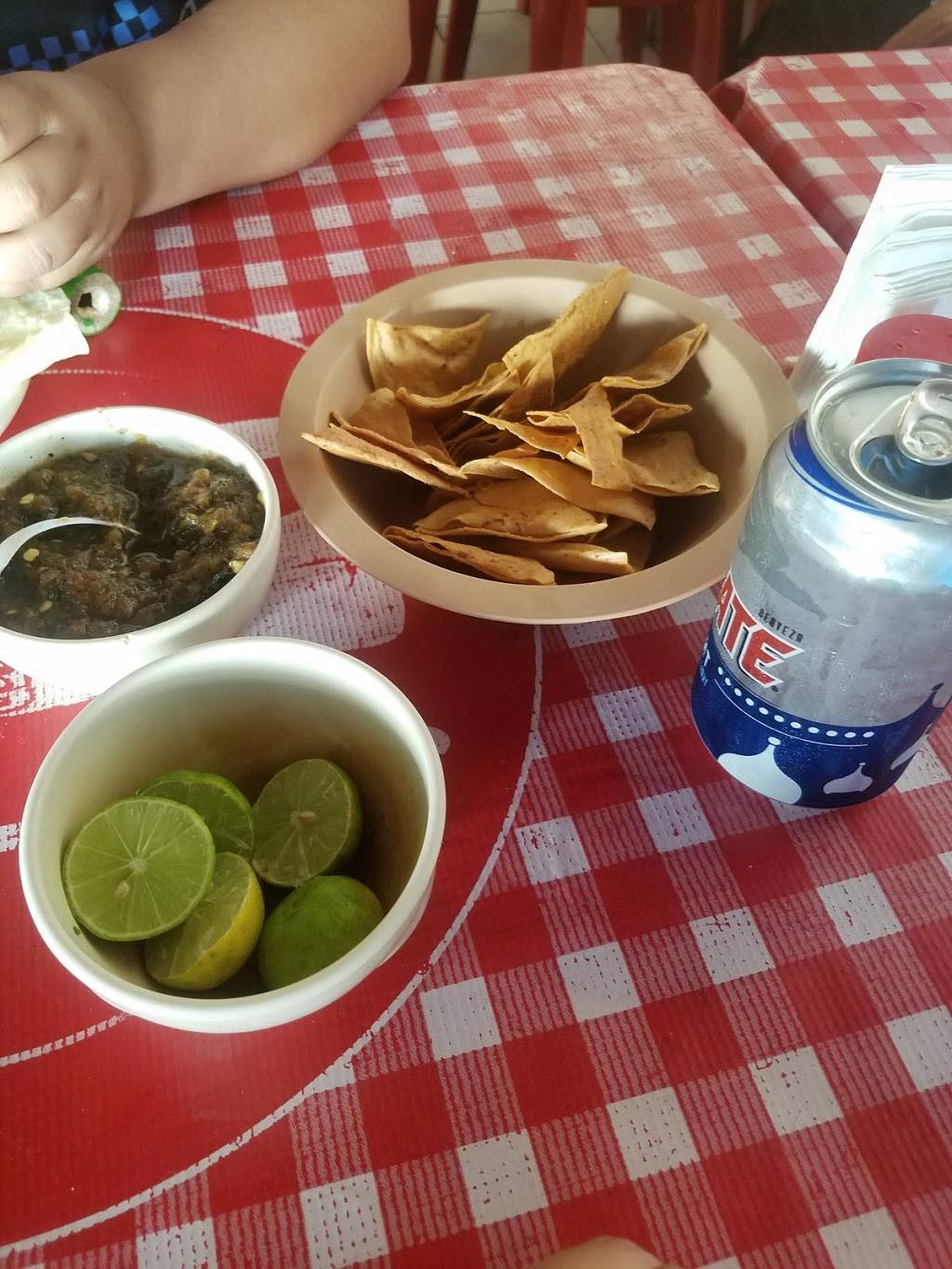 Mariscos El Seven | restaurant | Carr. Transpeninsular, Baja California, Mexico | 016611136042 OR +52 661 113 6042