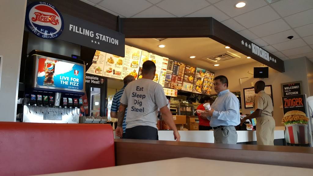 KFC | restaurant | 4495 Roosevelt Blvd, Jacksonville, FL 32210, USA | 9043889341 OR +1 904-388-9341