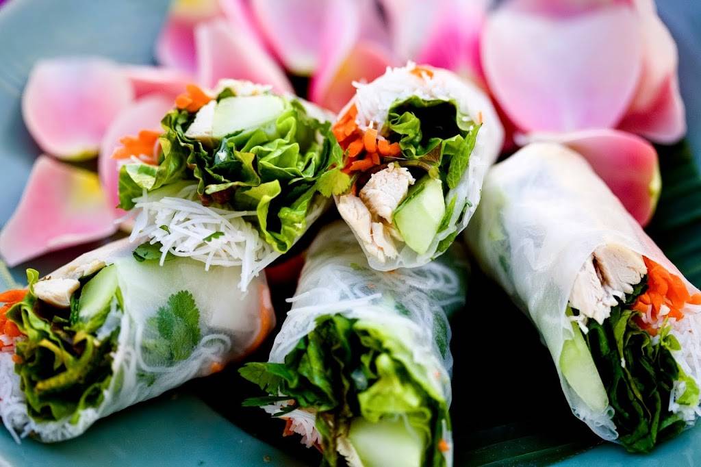 Saffron Thai | restaurant | 3731 India St B, San Diego, CA 92103, USA | 6195747737 OR +1 619-574-7737