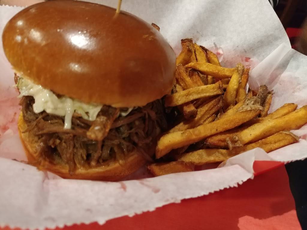 The Station House 81 | restaurant | 11 Front St, Commercial Point, OH 43116, USA | 6148770000 OR +1 614-877-0000