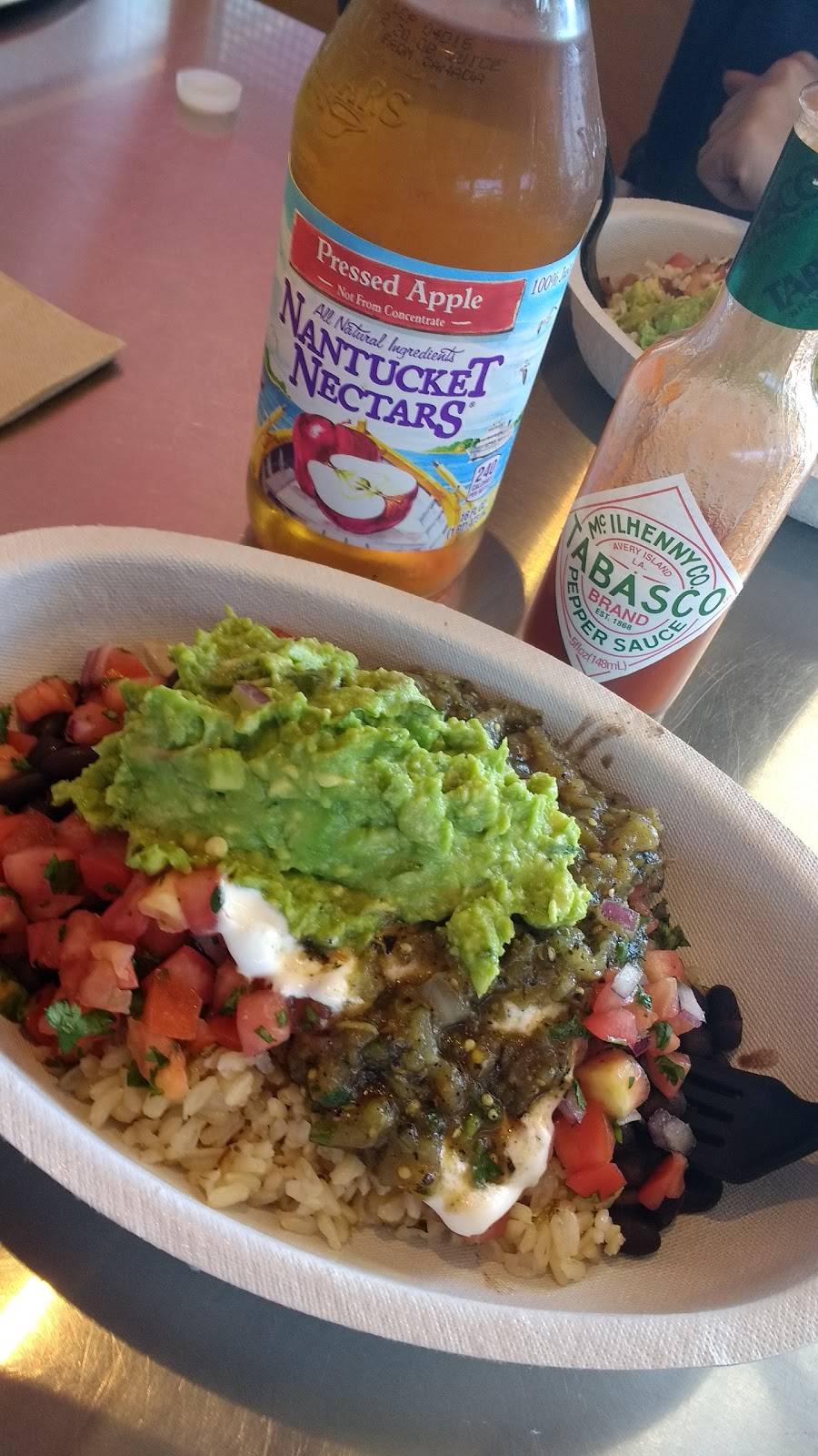 Chipotle Mexican Grill | restaurant | 444 Broadway Unit E, Saugus, MA 01906, USA | 7812310175 OR +1 781-231-0175