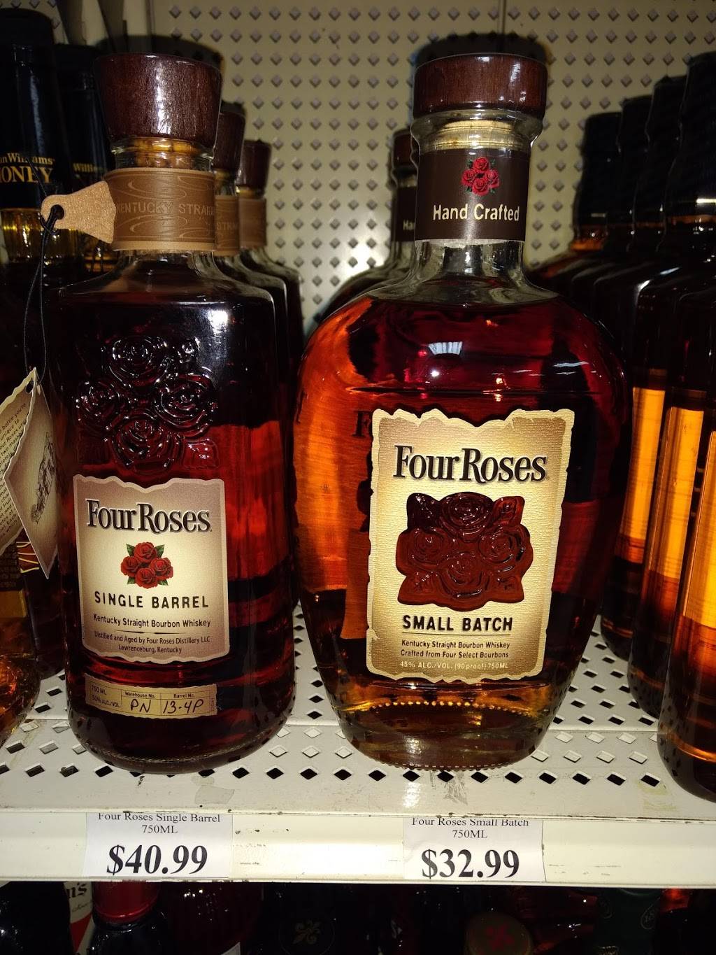 Stogie Annies | restaurant | 4308 KY-146, La Grange, KY 40031, USA | 5022650182 OR +1 502-265-0182