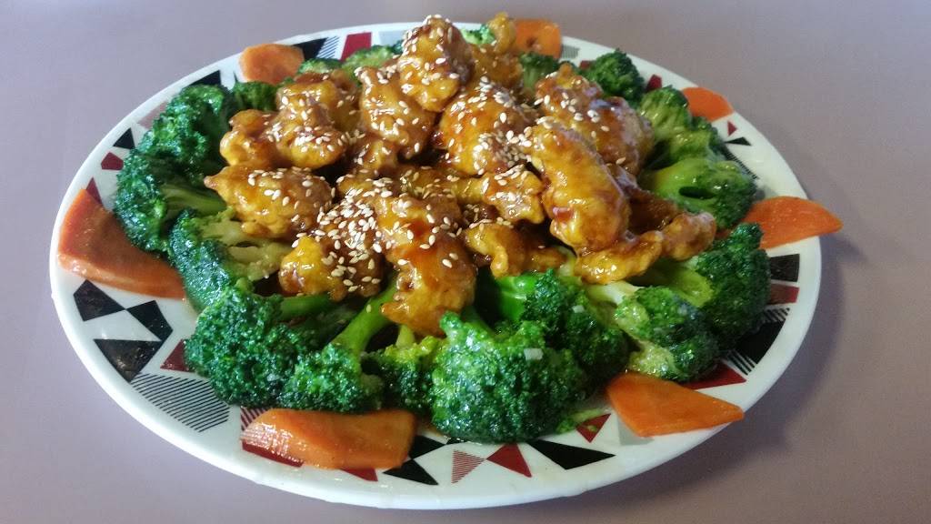 Hong Kong Kitchen | restaurant | 16630 Bayview Ave, Newmarket, ON L3Y 8R9, Canada | 9057157755 OR +1 905-715-7755