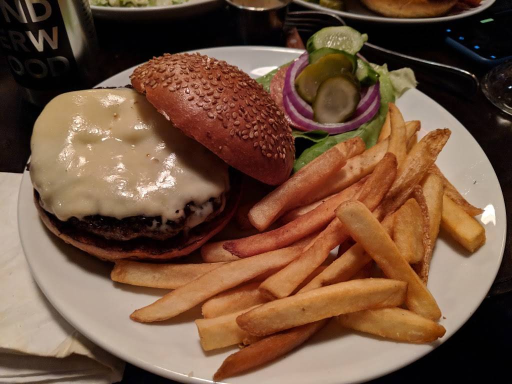 Williamsburger | restaurant | 373 Graham Ave, Brooklyn, NY 11211, USA | 9179091742 OR +1 917-909-1742