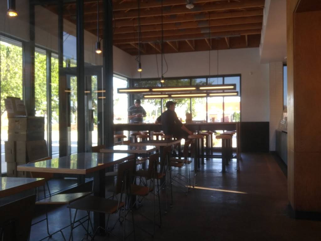 Chipotle Mexican Grill | restaurant | 17700 Halsted St, Homewood, IL 60430, USA | 7087981332 OR +1 708-798-1332