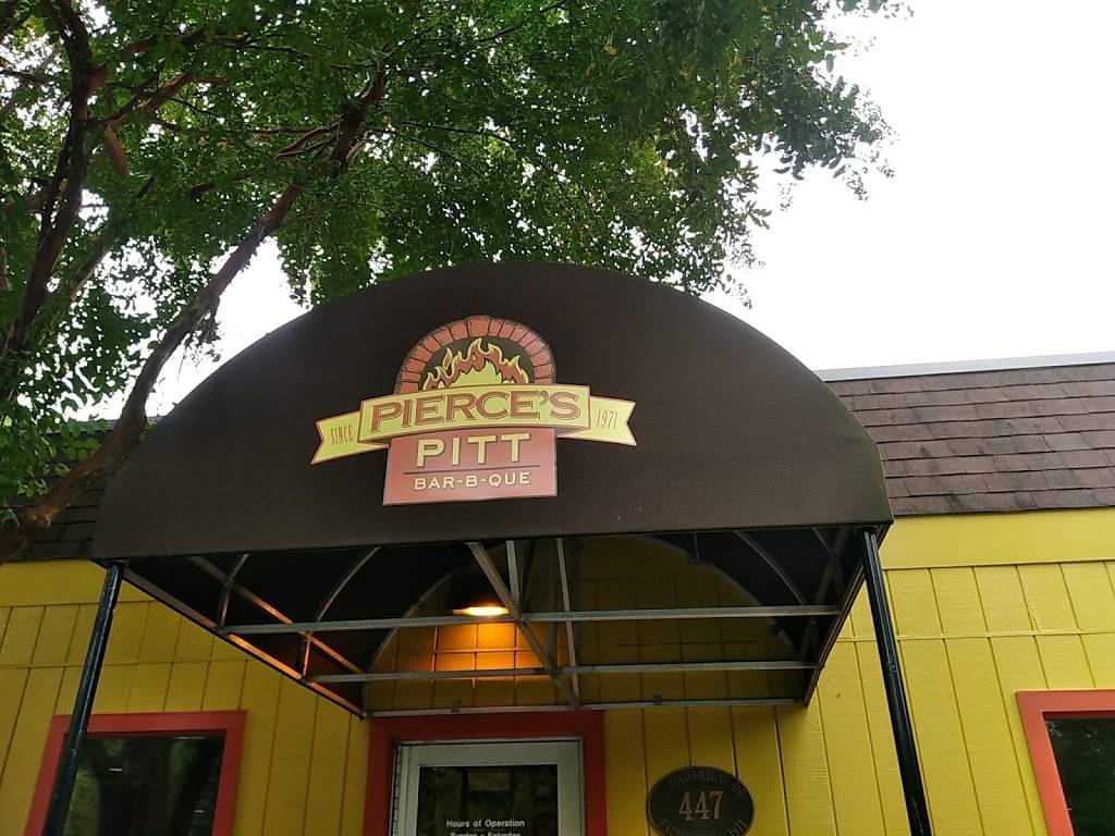 Pierces Pitt Bar-B-Que | restaurant | 447 E Rochambeau Dr, Williamsburg, VA 23188, USA | 7575652955 OR +1 757-565-2955