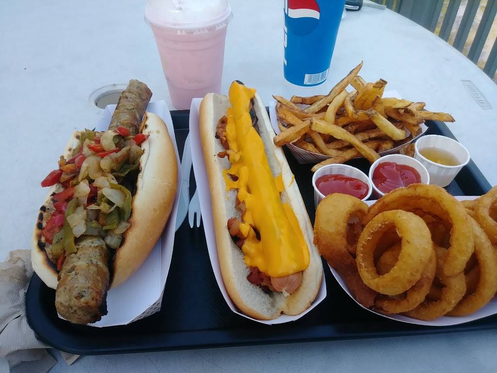 Sullivans Hot Dogs | restaurant | 501 Cayuga Dr, Niagara Falls, NY 14304, USA | 7162364119 OR +1 716-236-4119