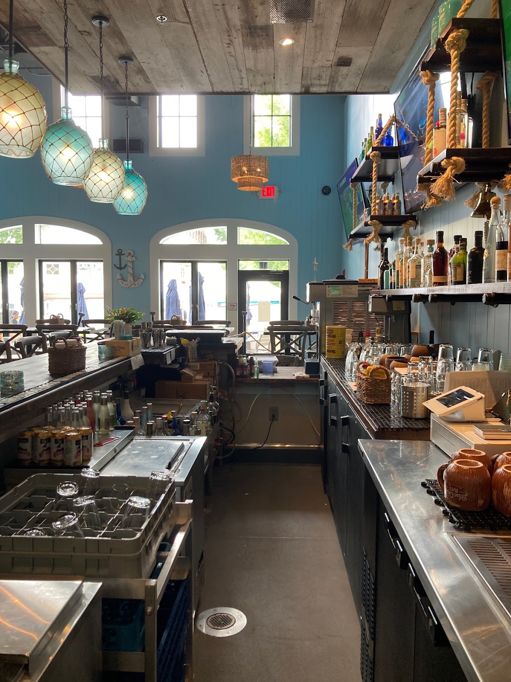 Nauti Dog Grill | restaurant | 10 N Broad St, Alpharetta, GA 30009, USA | 7706760154 OR +1 770-676-0154