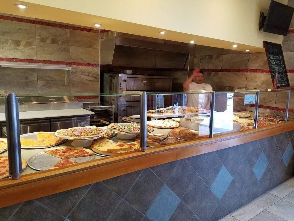 Bella Italia | restaurant | 609 Taylor Ave, Annapolis, MD 21401, USA | 4102166061 OR +1 410-216-6061