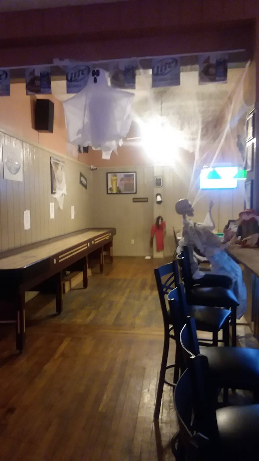 L a Pizza | restaurant | 25 W Main St, Adena, OH 43901, USA | 7405462167 OR +1 740-546-2167