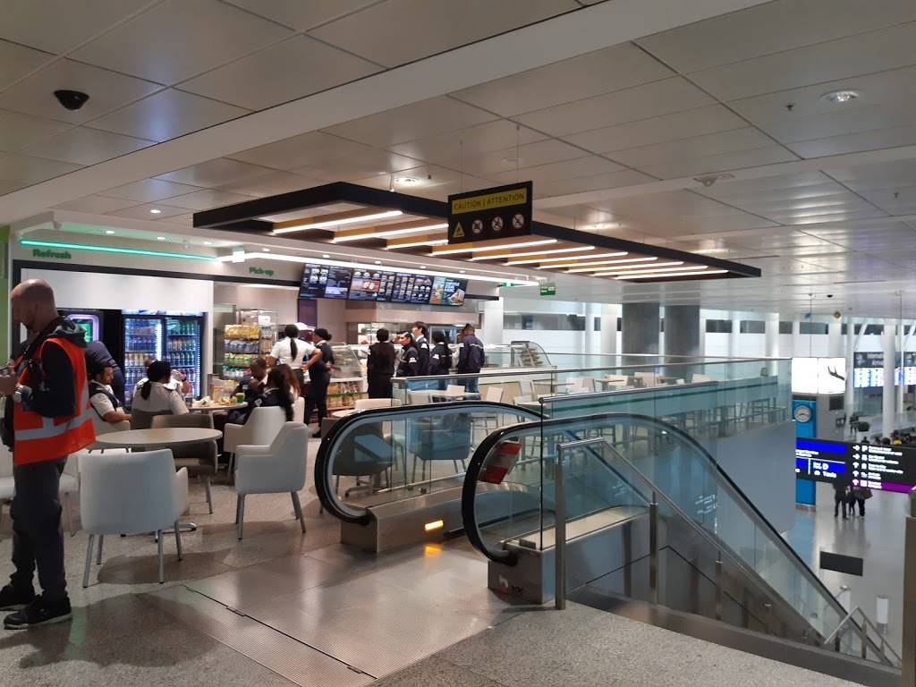 Subway | meal takeaway | 6301 Silver Dart Dr, Mississauga, ON L4W 1S9, Canada | 9056726980 OR +1 905-672-6980