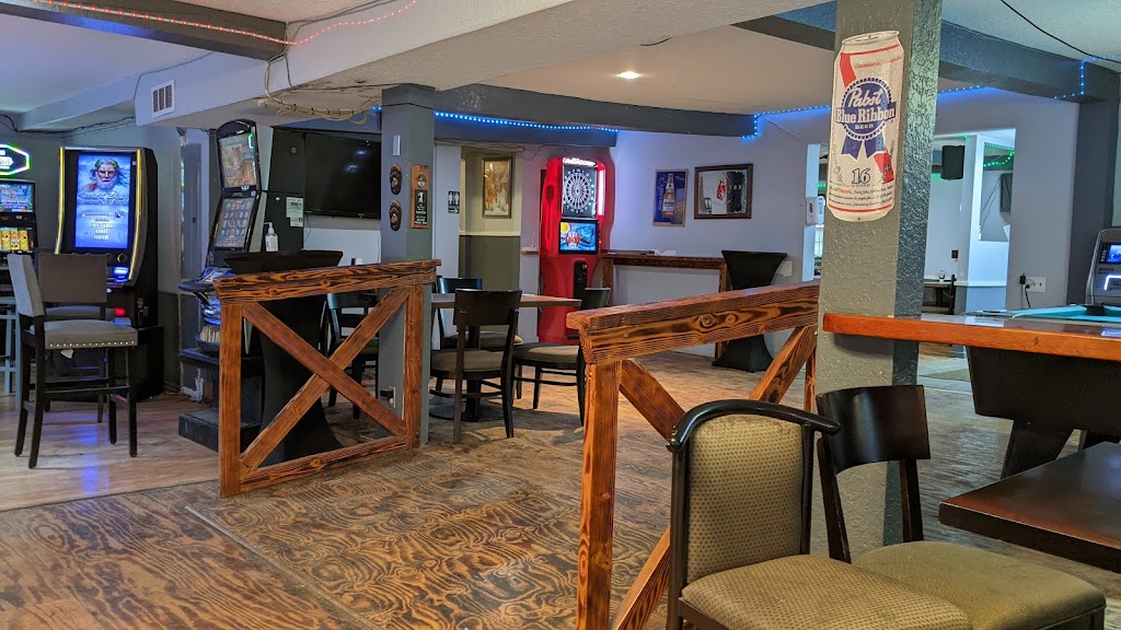 Zeller’s Riverside Bar & Grill | restaurant | 6576 OR-18, Otis, OR 97368, USA | 5419948819 OR +1 541-994-8819